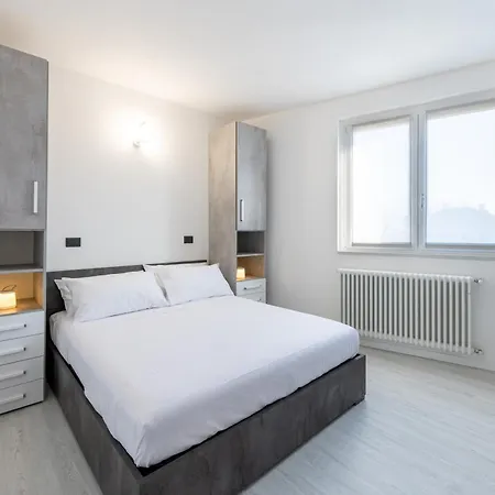 Argentea Apartment *
